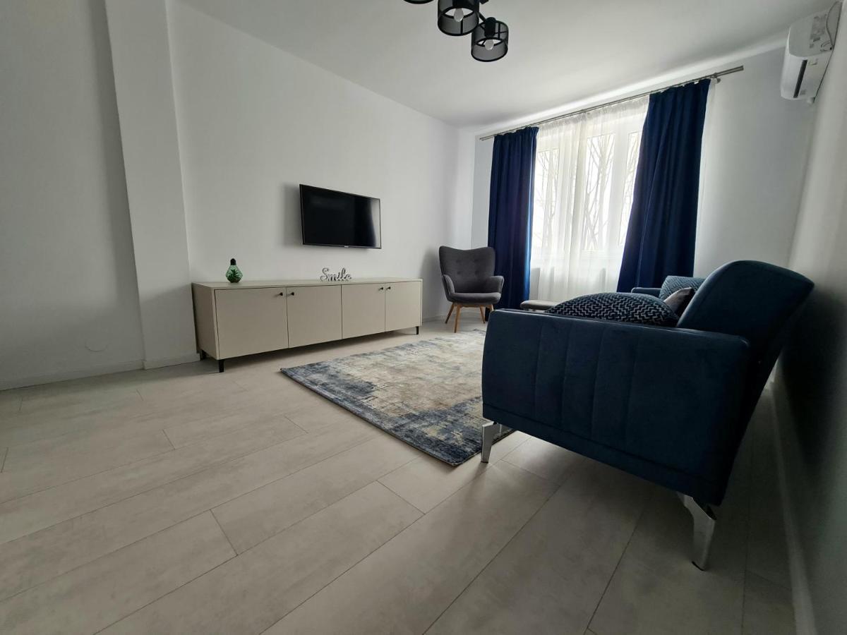 Dolphin Apartment Near Neversea Beach Konstanca Kültér fotó